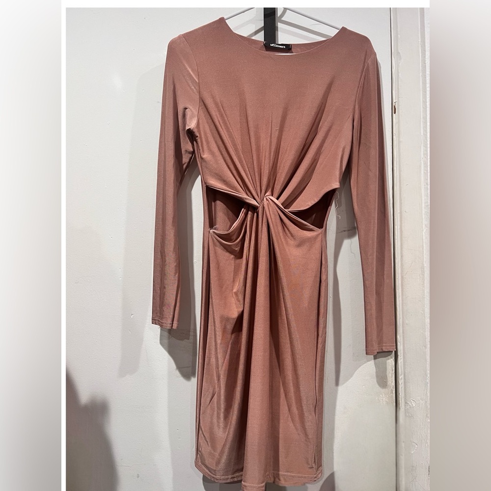 Missguided + Cutout Long Sleeve Knotted Dress Rose Pink Size 10